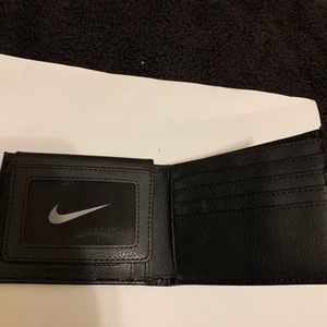Men’s Nike wallet